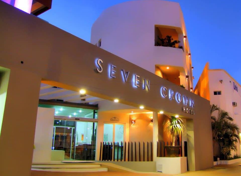 Cabo San Lucas Seven Crown Express & Suites by Kavia